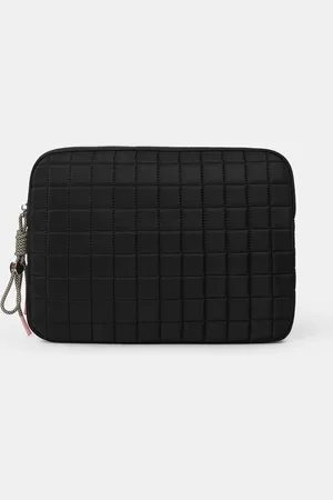 Accessorize Quilted Laptop Case