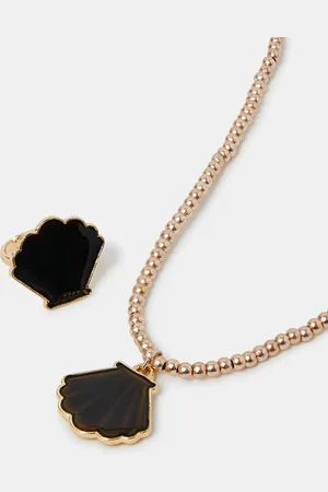 Accessorize Shell Mood Ring and Necklace Set
