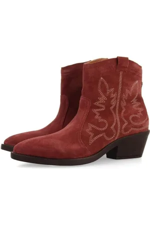 Gioseppo Women
