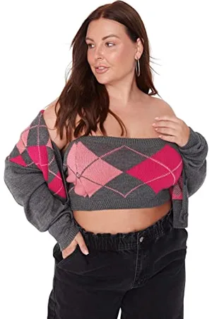 Trendyol FeMan Plus Size Regular fit Basic Square Collar Knitwear Plus Size Cardigan