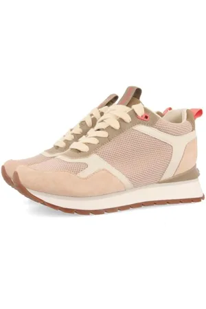 Gioseppo Women