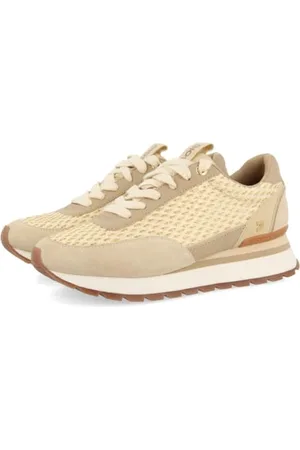 Gioseppo Women