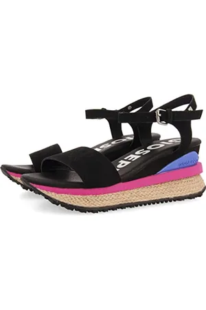 Gioseppo Women