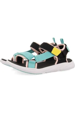 Gioseppo Women
