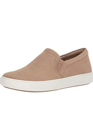 Naturalizer Women