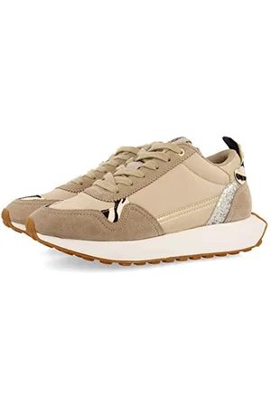 Gioseppo Women