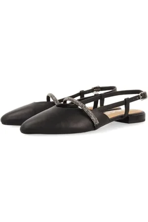 Gioseppo Women