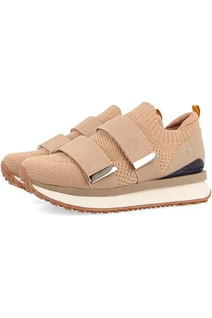 Gioseppo Women