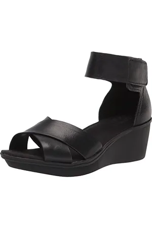 Naturalizer Women