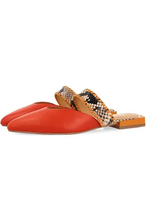 Gioseppo Women