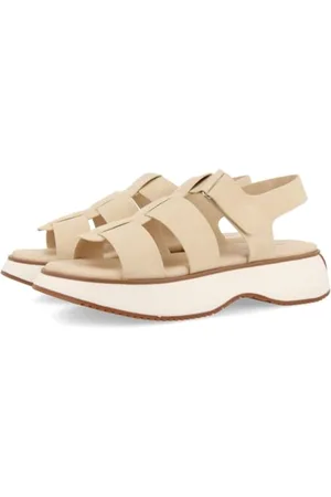 Gioseppo Women