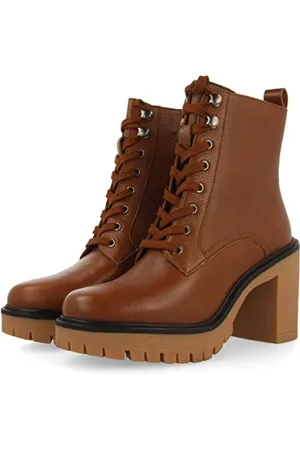 Gioseppo Women