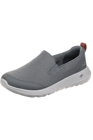 Skechers Mens Go Walk Max Clinched - Athletic Mesh Double Gore Slip on Walking Shoe Walking Shoe, Grey/Burgundy, 9 UK
