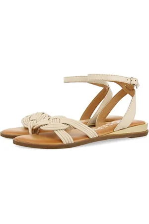 Gioseppo Women