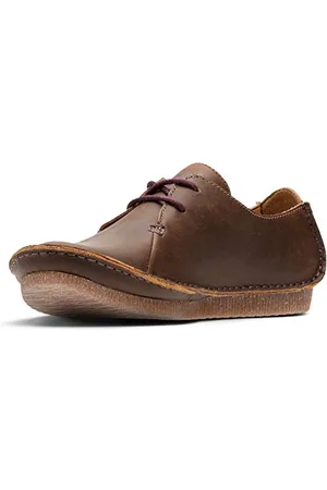 Clarks Womens Janey Mae Janey Mae Beige Size: 2.5 UK