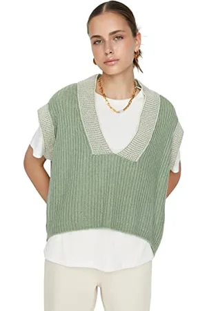 Trendyol Women Regular fit Basic V Neck Knitwear Sweater