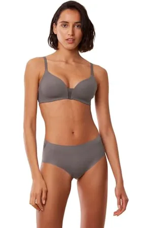 Triumph Women