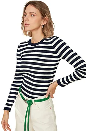 Trendyol Women Slim fit Basic Crew Neck Knitwear Sweater