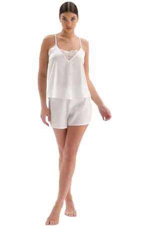 Dagi Women