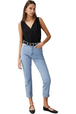 Trendyol FeMan Basics High Waist Straight Leg Mom Jeans