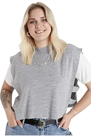 Trendyol Women Plus Size Relaxed Basic High Neck Knitwear Plus Size Sweater