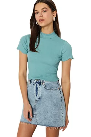 Trendyol FeMan Young Regular fit Basic Standing collar Knit Blouse