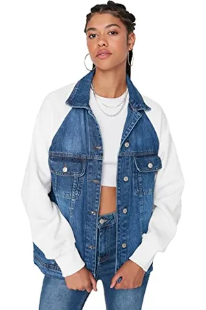 Trendyol FeMan Young Regular fit Double-Breasted Classical Denim Jacket