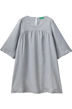 Benetton Girls and Girl