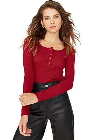 Trendyol Women Slim fit Bodycon Scoop Neck Knit Blouse