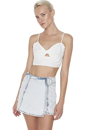Trendyol FeMan Normal Waist Straight Leg Regular fit Shorts