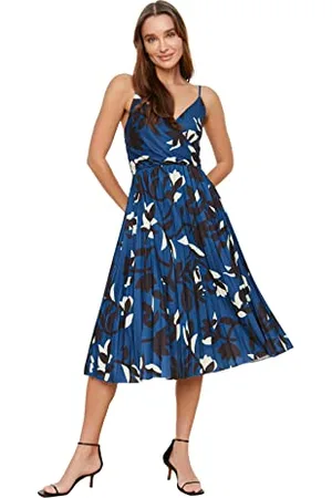 Trendyol FeMan Midi A-line Regular fit Knit Dress