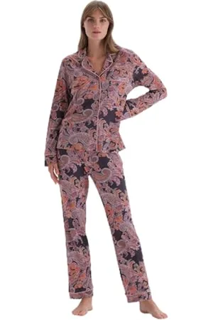 Dagi Women