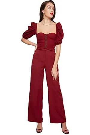 Trendyol Women Slim Basic Sweetheart Woven Blouse