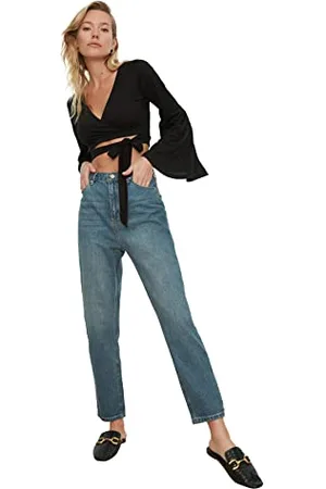 Trendyol FeMan High Waist Straight Leg Mom Jeans