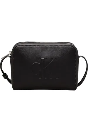 Calvin Klein Calvin Klein Women’s Small Sculpted Crossbody Camera Bag, , One Size