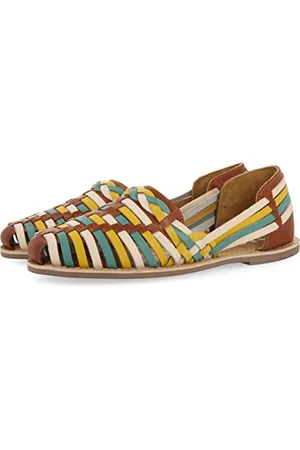 Gioseppo Women