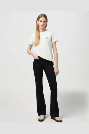 Wrangler Flare Jeans in Retro Black