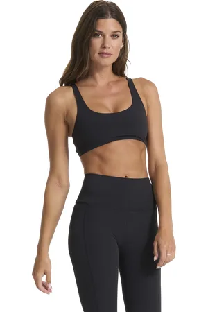 vuori Yosemite Bra in Black