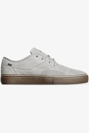 Globe Mahalo Plus Shoes in Grey & Tobacco