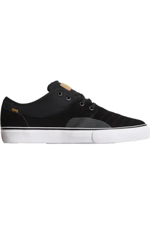 Globe Mahalo Plus Shoes in Black, Tan & White