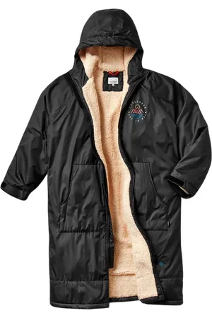 PASSENGER Escapism Sherpa Lined Changing Robe in Black