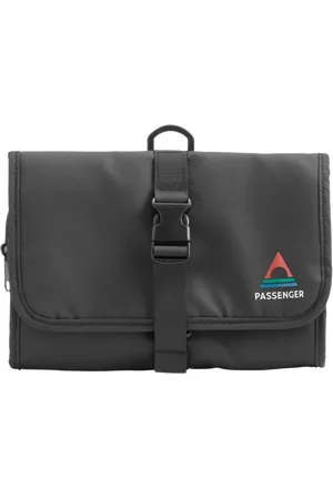 PASSENGER Drop Wash Bag in Black