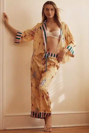 Karen Mabon Swing-Sleeve Carousel Pyjama Set