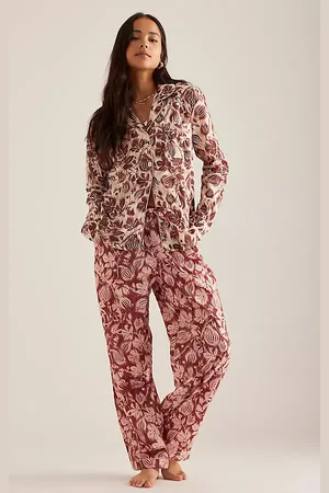 Desmond & Dempsey Long Pyjama Set