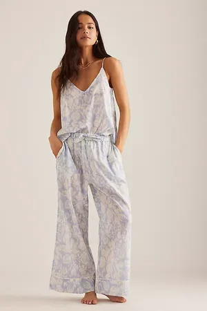 Desmond & Dempsey Cami Top & Wide-Leg Trousers Pyjama Set