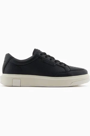 Armani Exchange Basic sneakers with stitching