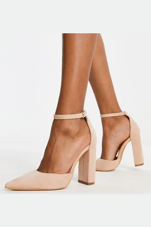 Truffle Collection Block heel shoes in beige