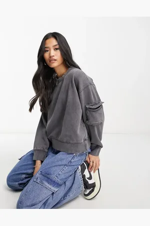 New Look Cargo pocket sweatshirt in