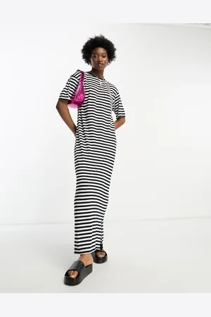 Noisy May Maxi t-shirt dress in & white stripe