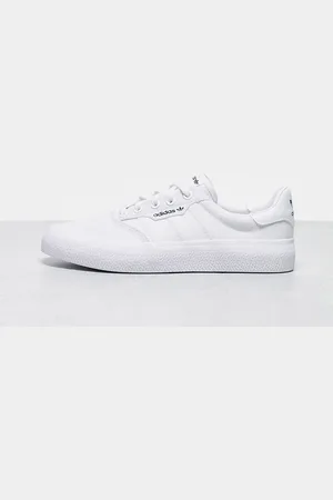 adidas 3MC trainers in triple